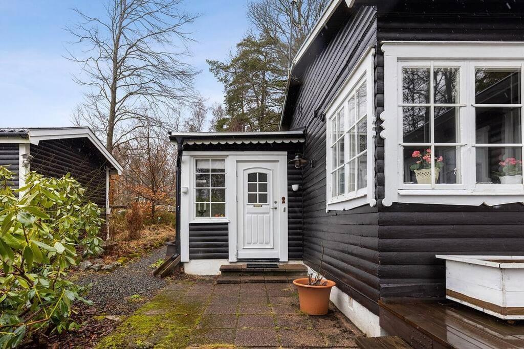 Peaceful Getaway In The Woods W/ Fireplace Asljunga Exterior photo